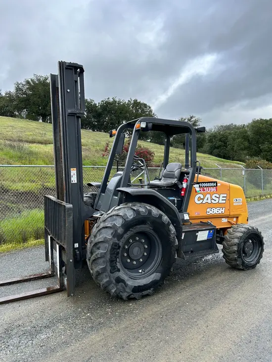 2019 Case 586H Forklift