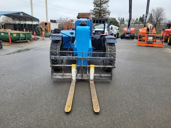 2015 Genie GTH-844 Forklift