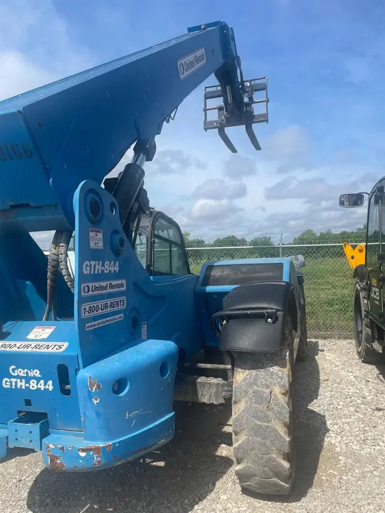 2016 Genie GTH-844 Forklift