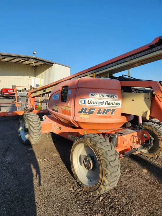 2014 JLG 600A Articulating Boom Lift