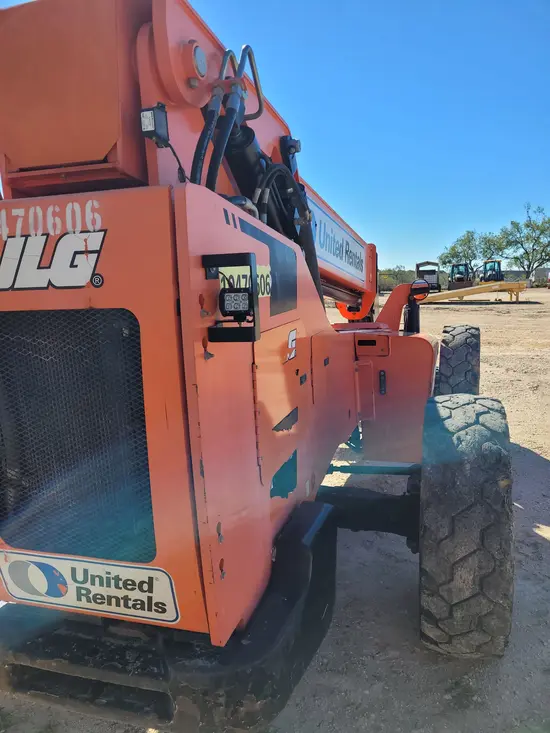 2016 SKYTRAK 8042 Forklift