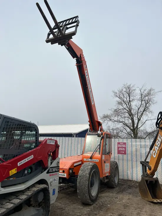 2015 SKYTRAK 6042 Forklift