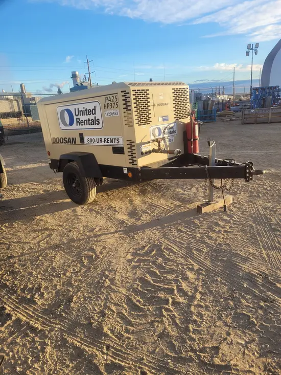 2021 Doosan P425/HP375WCUT4 Air Compressor