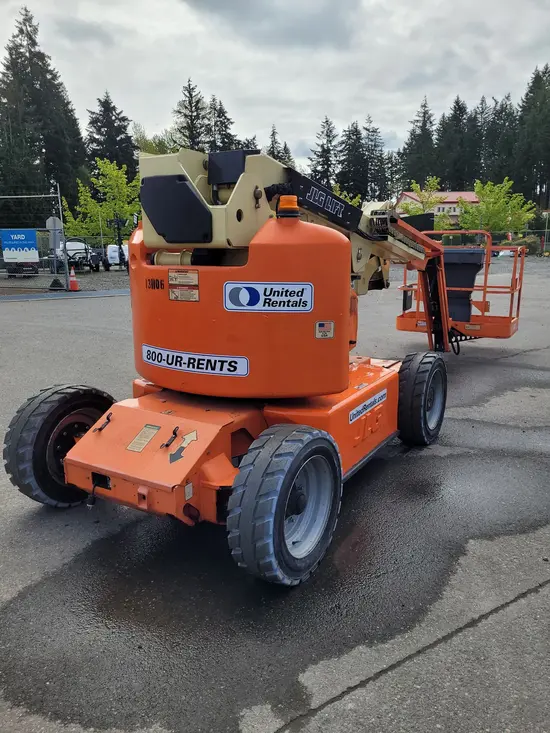 2013 JLG E450AJ Articulating Boom Lift