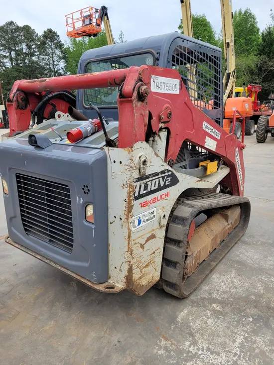 2017 Takeuchi TL10V2-R Track Loader