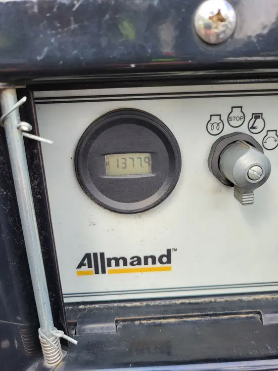 2019 Allmand NLV-ML3EC Portable Work Light