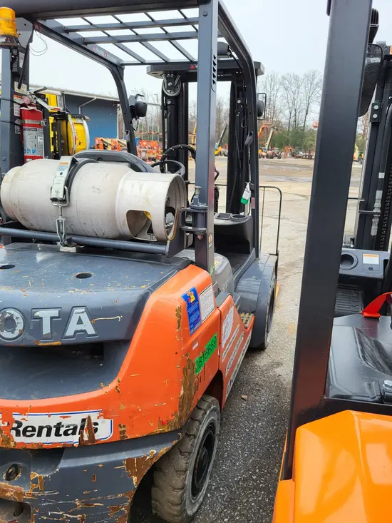 2018 Toyota 8FGU25 Warehouse Forklift