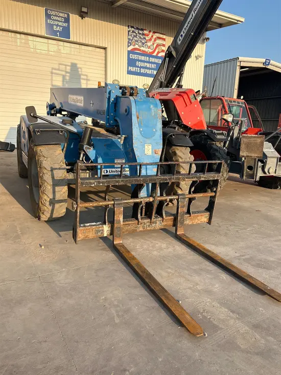2015 Genie GTH-844 Forklift
