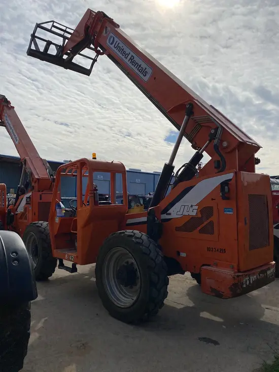 2015 SKYTRAK 8042 Forklift