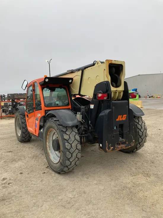 2018 JLG 1055 Forklift