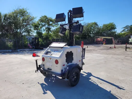 2017 Terex RL4 Towable Light Tower