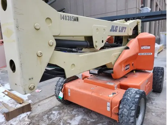 2014 JLG E450AJ Articulating Boom Lift