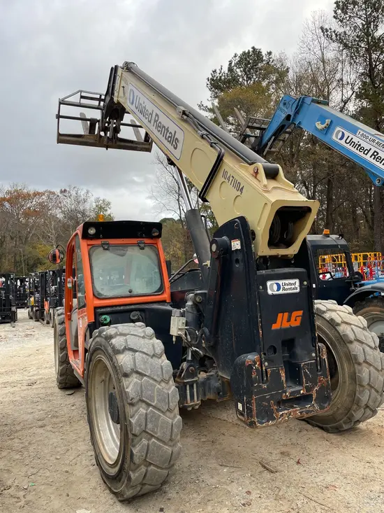 2016 JLG 642 Forklift