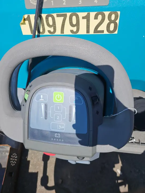 2019 Tennant T600-28 Scrubber