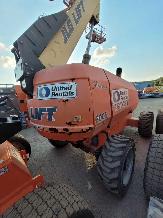 2017 JLG 600S Boom Lift