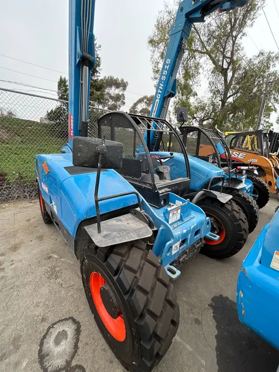 2017 Genie GTH-5519 Forklift