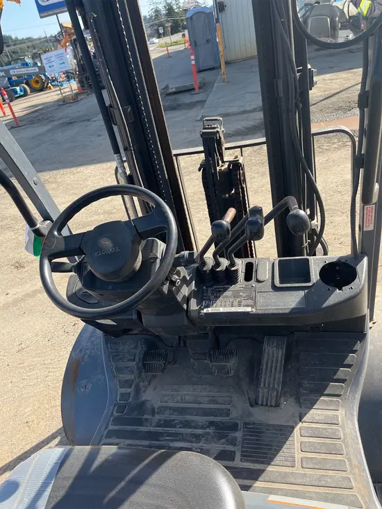 2018 Toyota 8FGU25 Warehouse Forklift