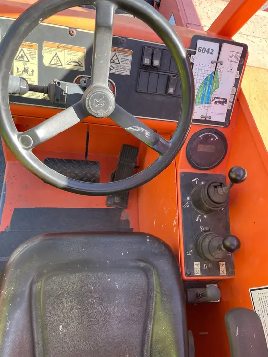 2015 SKYTRAK 6042 Forklift