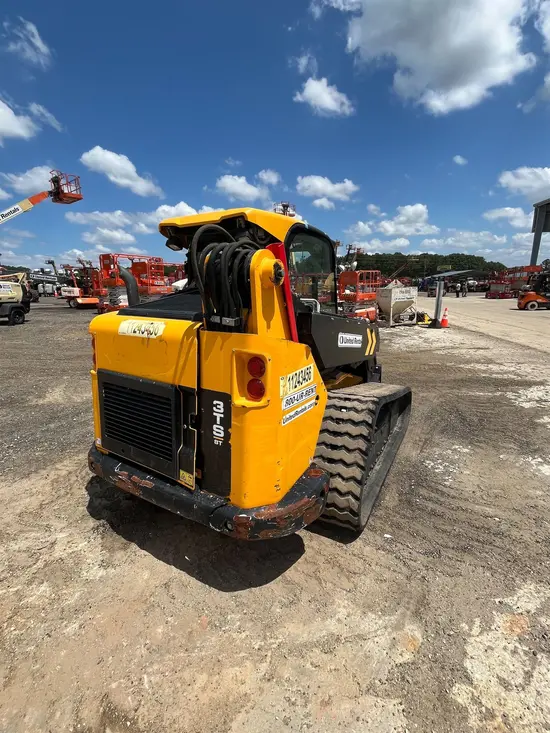 2021 JCB 3TS-8T Track Loader