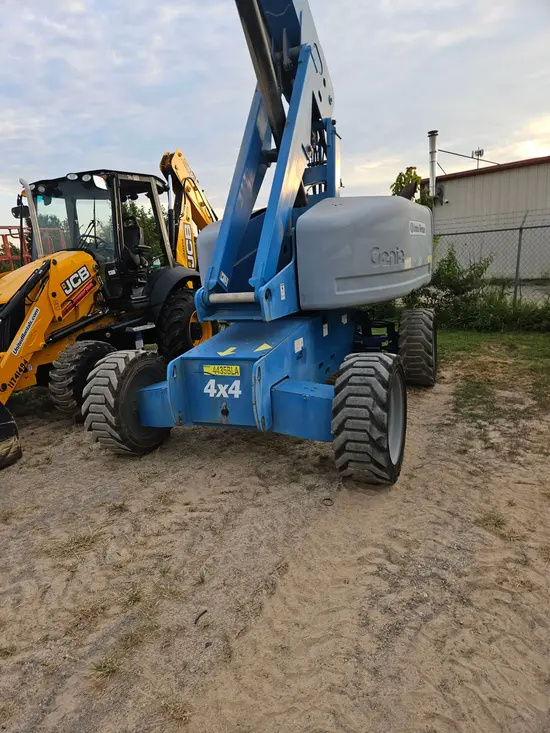 2013 Genie S-65 Boom Lift