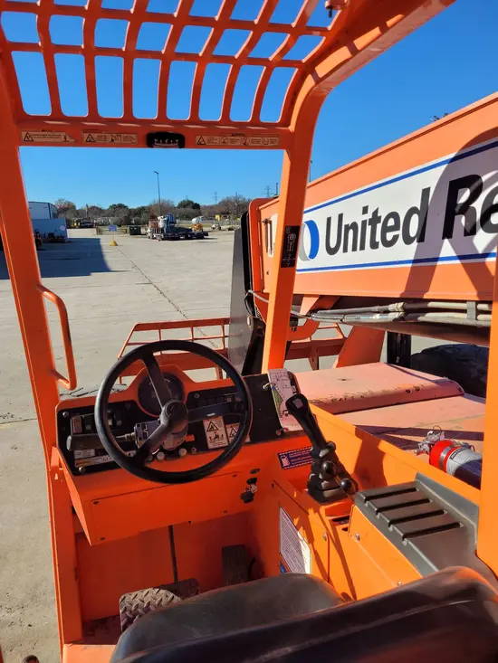 2016 SKYTRAK 8042 Forklift