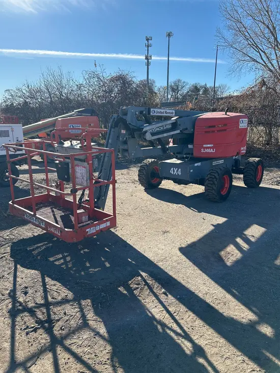 2015 Skyjack SJ46AJ Articulating Boom Lift