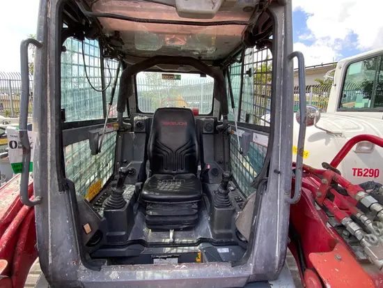 2017 Takeuchi TL12R2-CR Track Loader