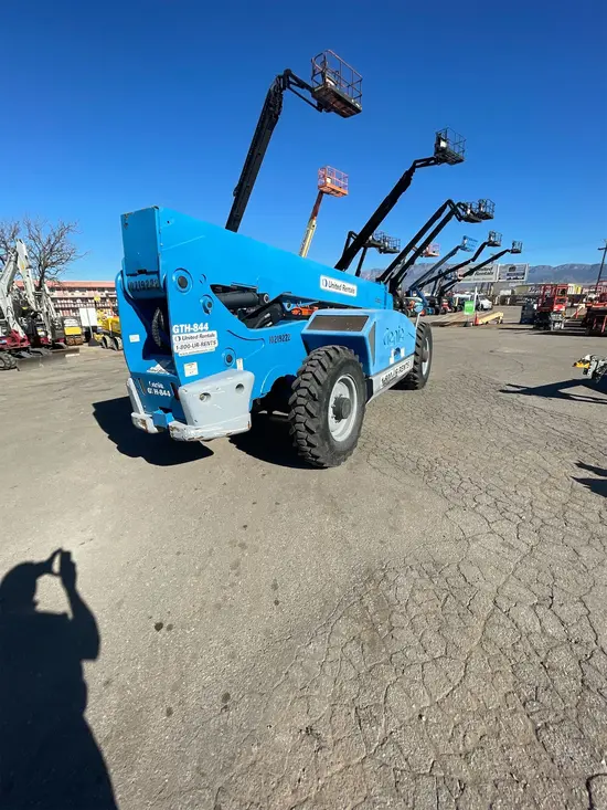 2014 Genie GTH-844 Forklift