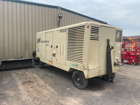 2011 Doosan HP1600WCU Air Compressor