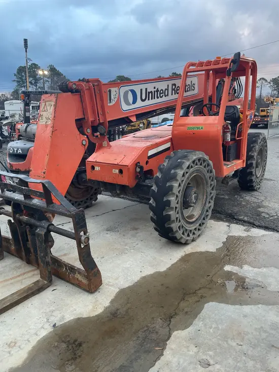 2015 SKYTRAK 6042 Forklift