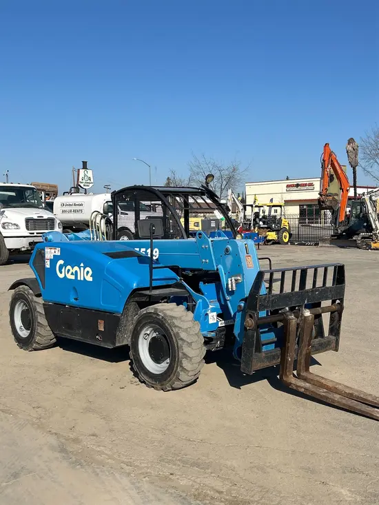 2018 Genie GTH-5519 Forklift