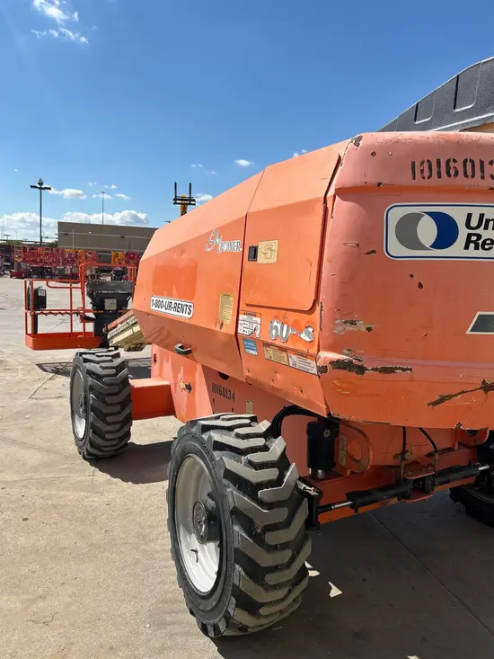 2013 JLG 600S Boom Lift