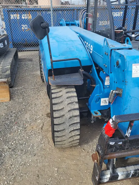 2016 Genie GTH-5519 Forklift