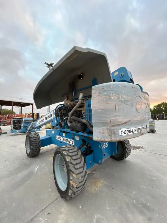 2014 Genie S-65 Boom Lift