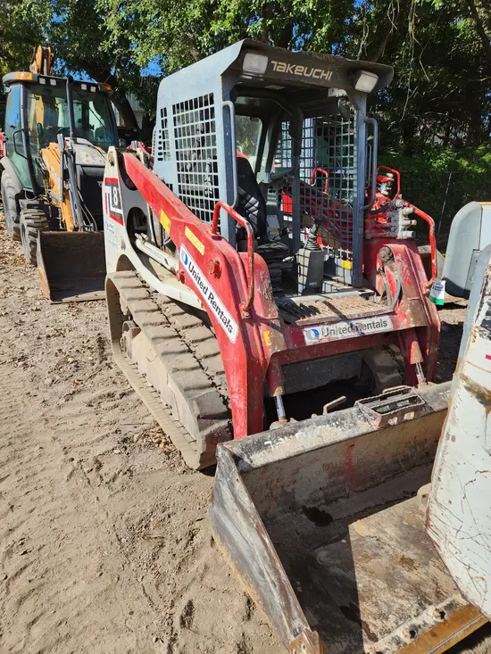 2018 Takeuchi TL8W Track Loader