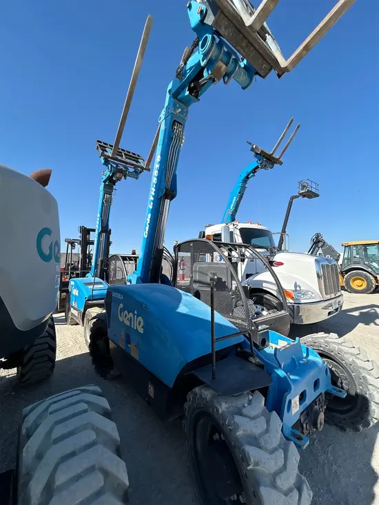 2016 Genie GTH-5519 Forklift