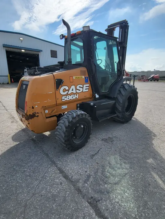 2017 Case 586H Forklift