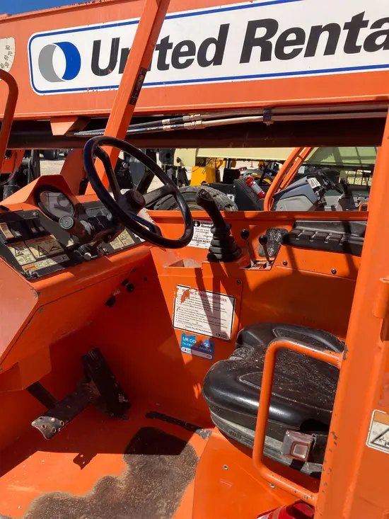 2017 SKYTRAK 10054 Forklift