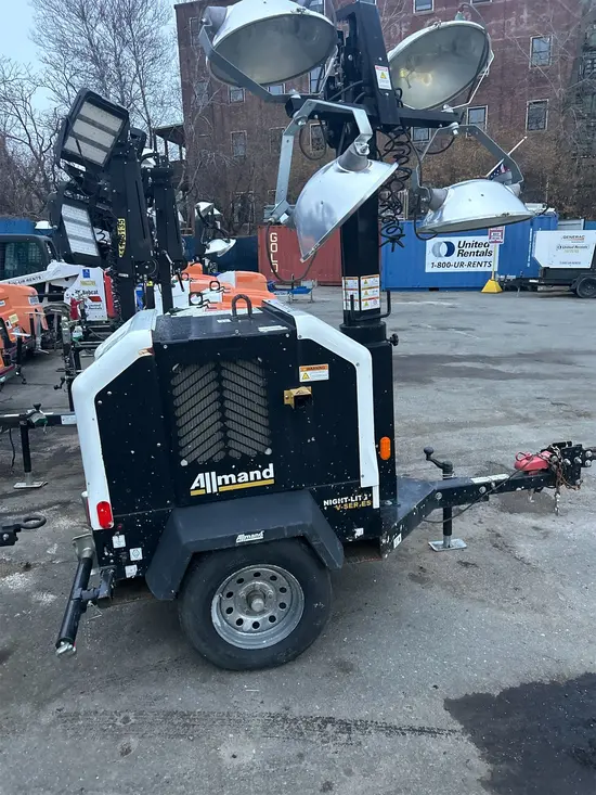 2017 Allmand NIGHT-LITE PRO Towable Light Tower