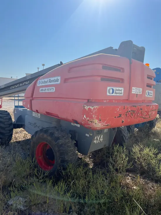 2013 Genie S-65 Boom Lift