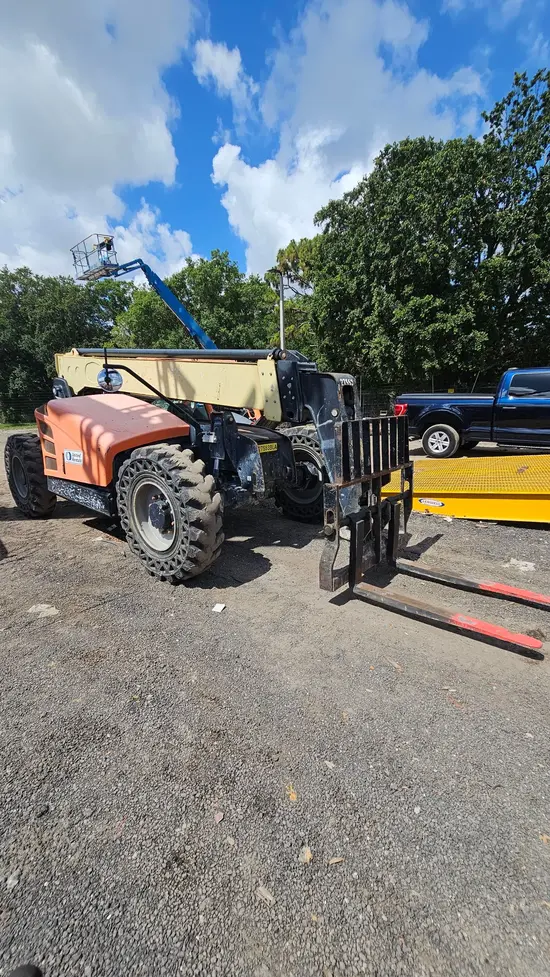 2016 JLG 642 Forklift