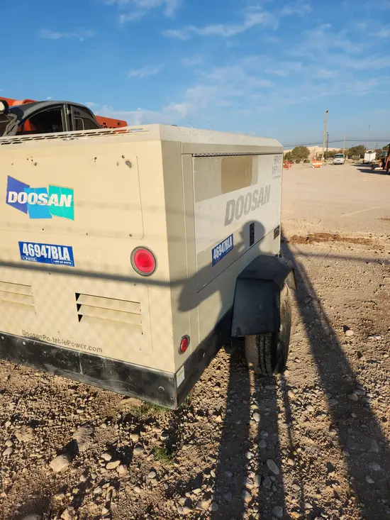 2017 Atlas Copco XAS185 Air Compressor