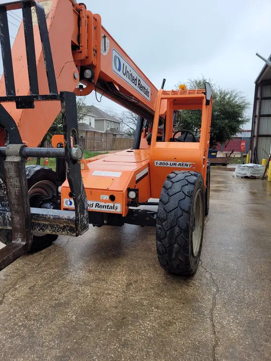 2014 SKYTRAK 6042 Forklift
