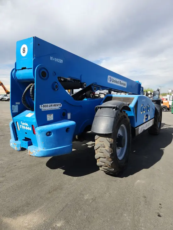 2015 Genie GTH-844 Forklift