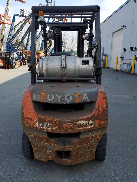 2017 Toyota 8FGU25 Warehouse Forklift
