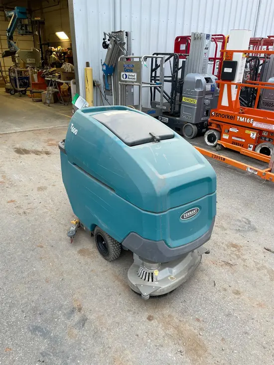 2020 Tennant T600-28 Scrubber