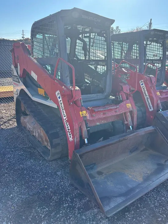 2017 Takeuchi TL10V2-CR Track Loader