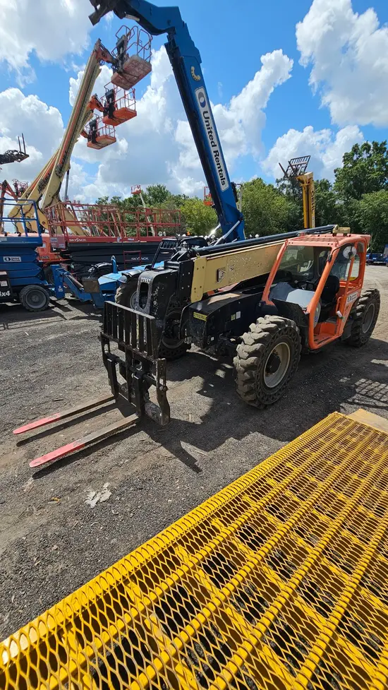 2016 JLG 642 Forklift