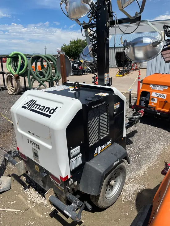 2020 Allmand NLV-K1005 Portable Work Light