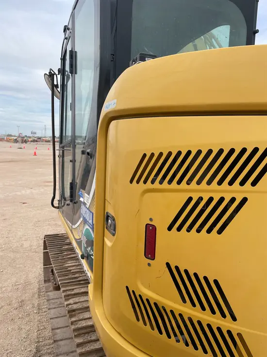 2017 Kobelco SK140SR Excavator